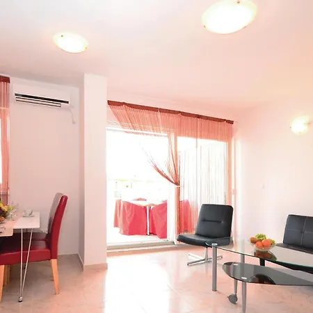 2 Bedroom Awesome Apartment In Nin * نين