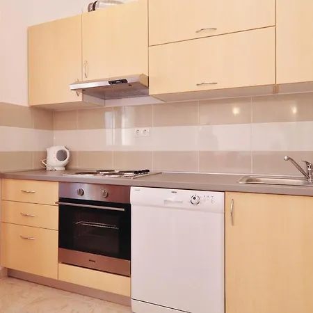Apartment Stunning In With Wifi Nin
