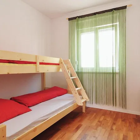 2 Bedroom Awesome Apartment In Nin نين