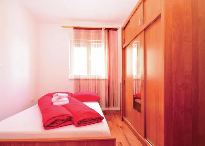 Stunning In With Wifi Apartman